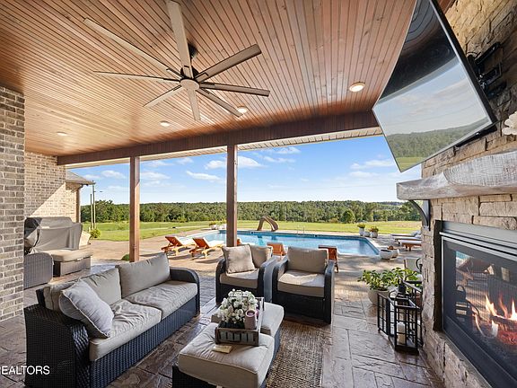 11th image of this home