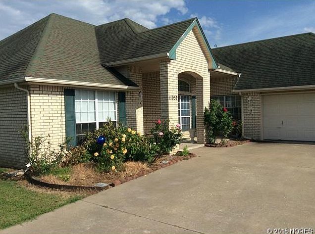 1st image of 11052 Meadowlark Ln