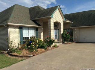 11052 Meadowlark Ln, Claremore, OK 74017