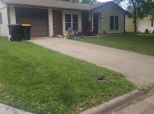 1316 Dalton Dr, Normal, IL 61761