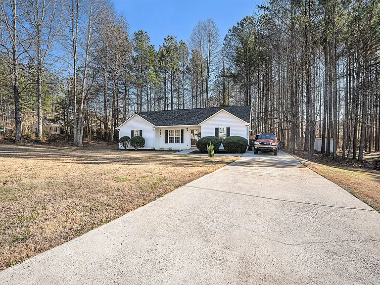 192 Conifer Ln — Photo 4
