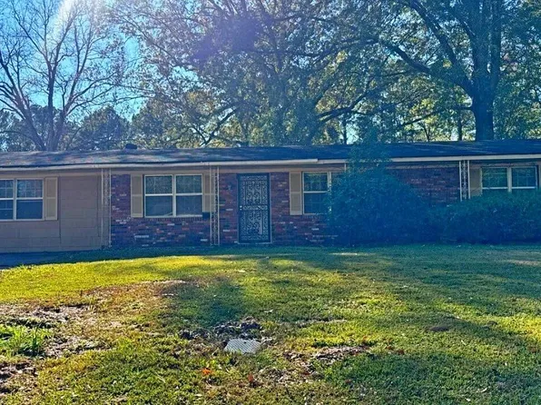 4867 Rosehaven Dr, Jackson, MS 39209