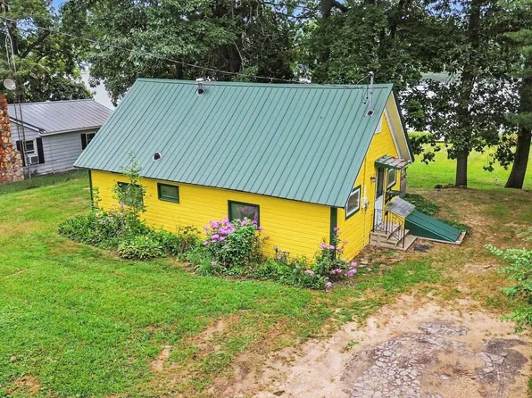 12093 Winans Rd, Dowling, MI 49050