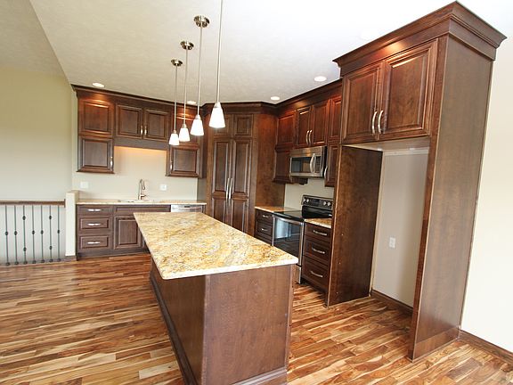 4th image of 6807 Harvest Dr