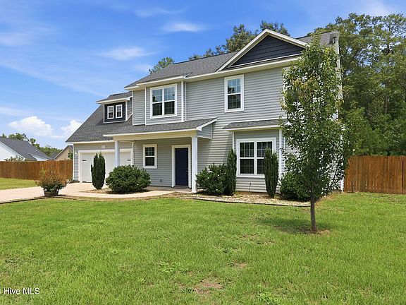 2nd image of 1085 Moonland Drive
