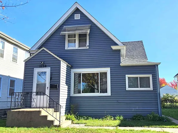 1136 Albemarle St, Saint Paul, MN 55117