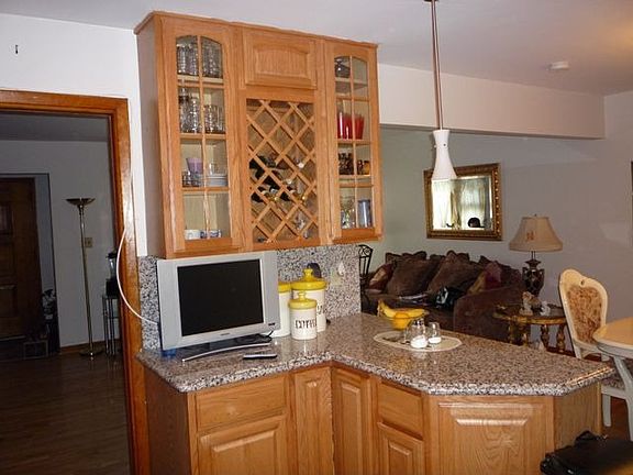 Kitchen w/Wine Rack