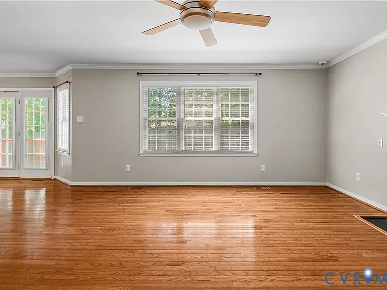 3924 Liberty Point Dr — Photo 22