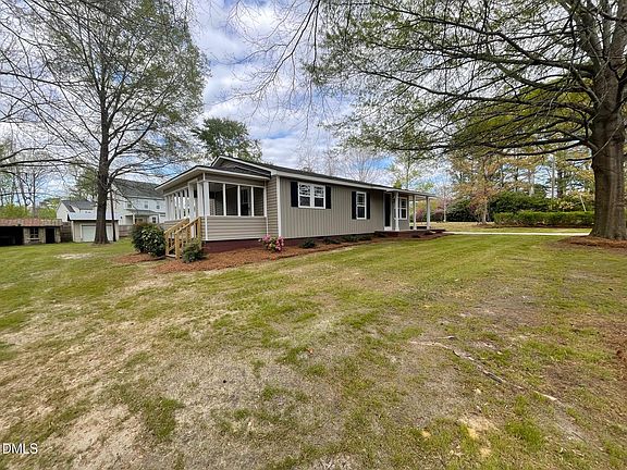 3rd image of 409 Lipscomb Rd