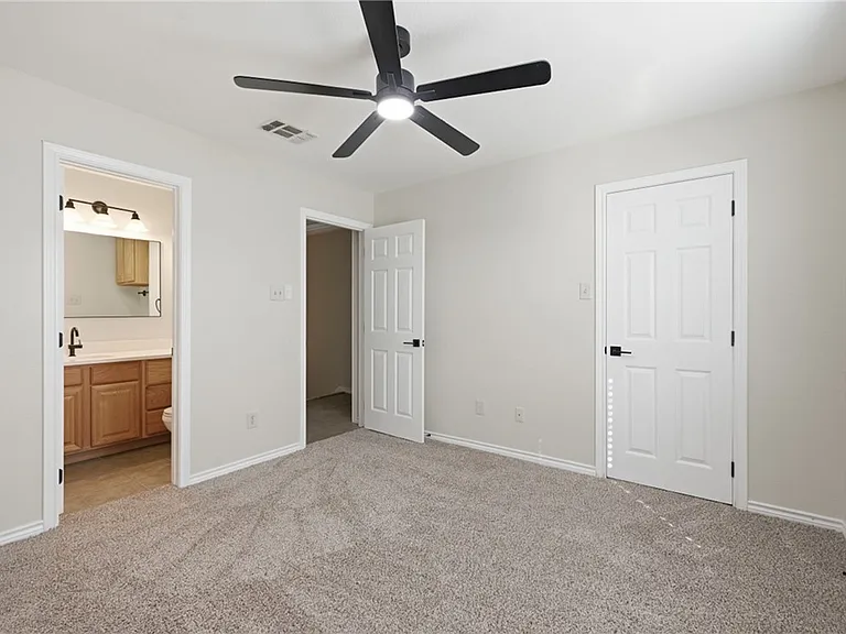 3840 Oldenburg Ln — Photo 16