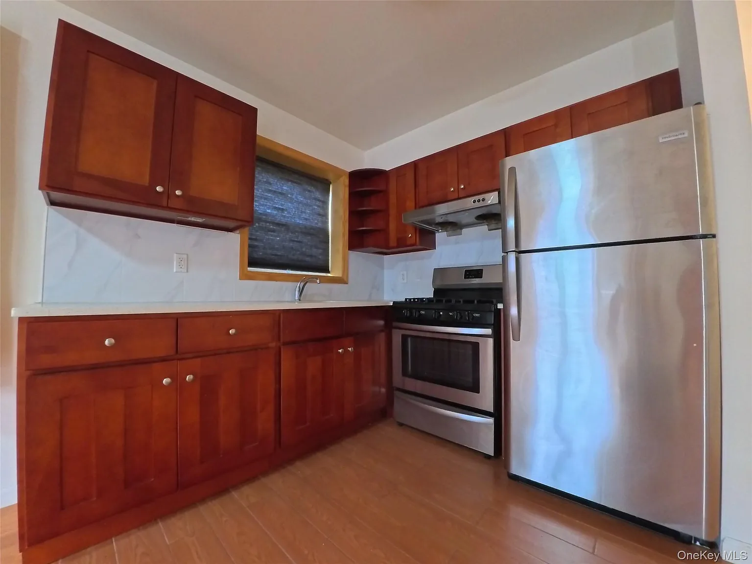2 bed, 1.5 bath, 900 sqft, $3,250 — Photo 2