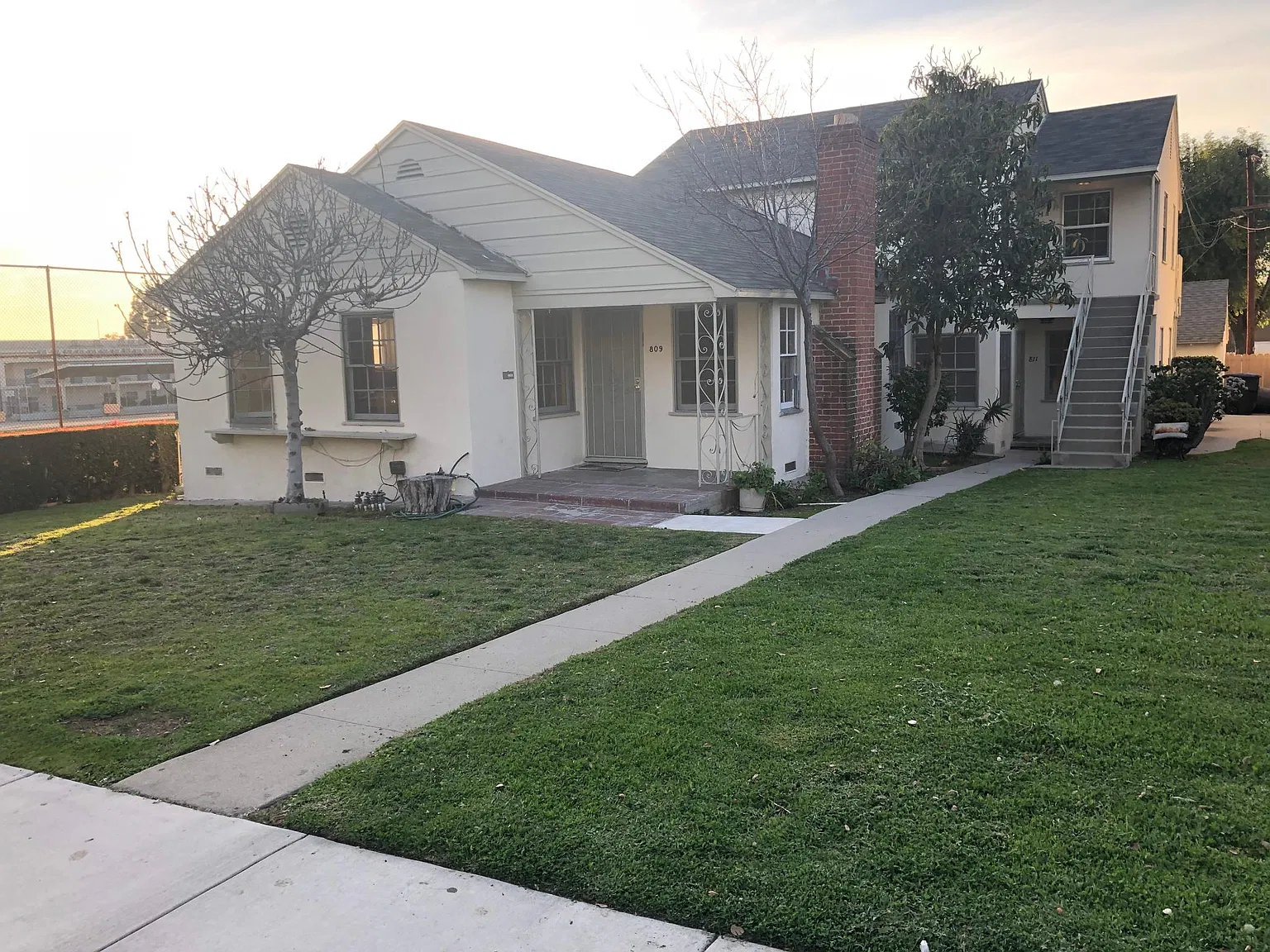 2 bed, 900 sqft, $2,425 — Photo 2
