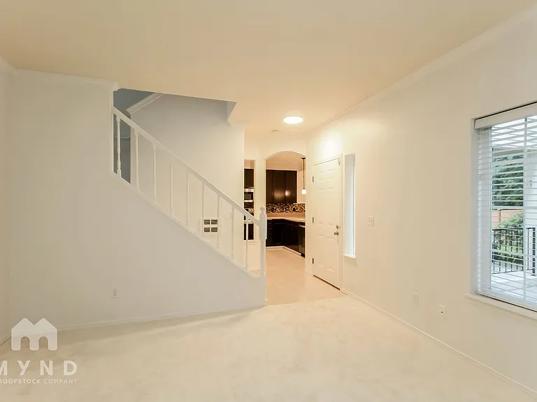 10909 Avondale Rd NE #O-159 — Photo 6