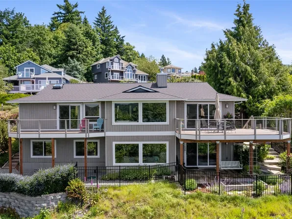 2711 88th Street Ct NW, Gig Harbor, WA 98332