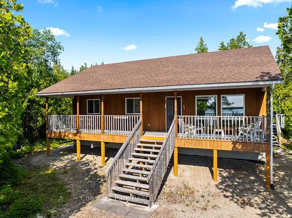 11 Eagle Rd, Northern Bruce Peninsula, ON N0H 2R0