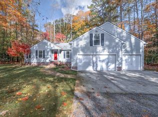 521 Carters Neck Rd, Williamsburg, VA 23188