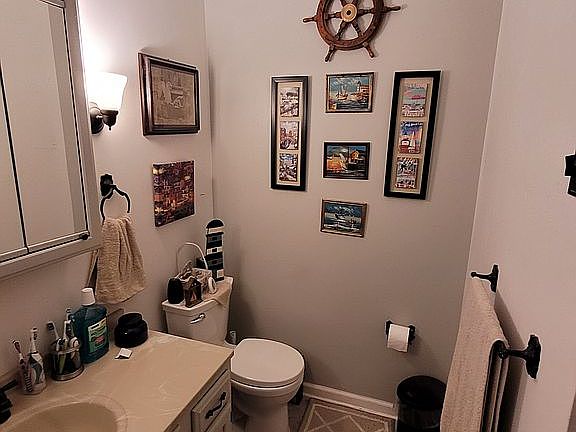 Upstairs bathroom