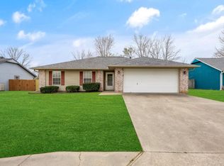 2704 W Easy St, Rogers, AR 72756
