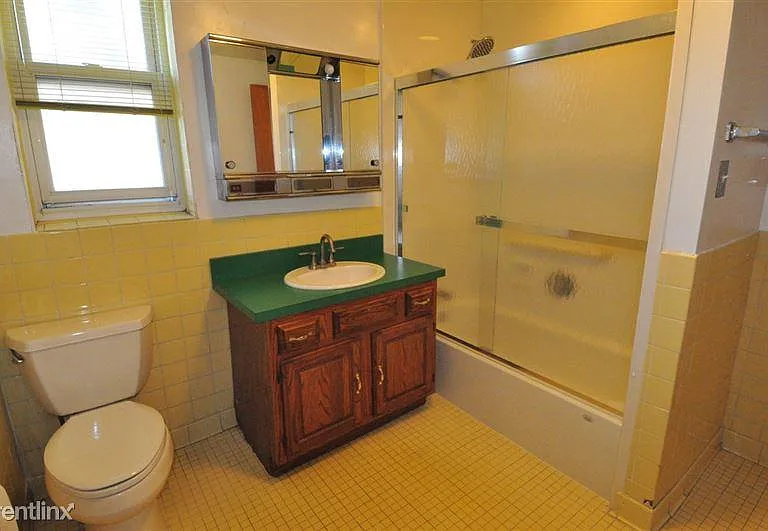 5100 S Greenwood Ave #2 — Photo 5