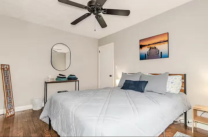 2 bed, $1,200 — Photo 2