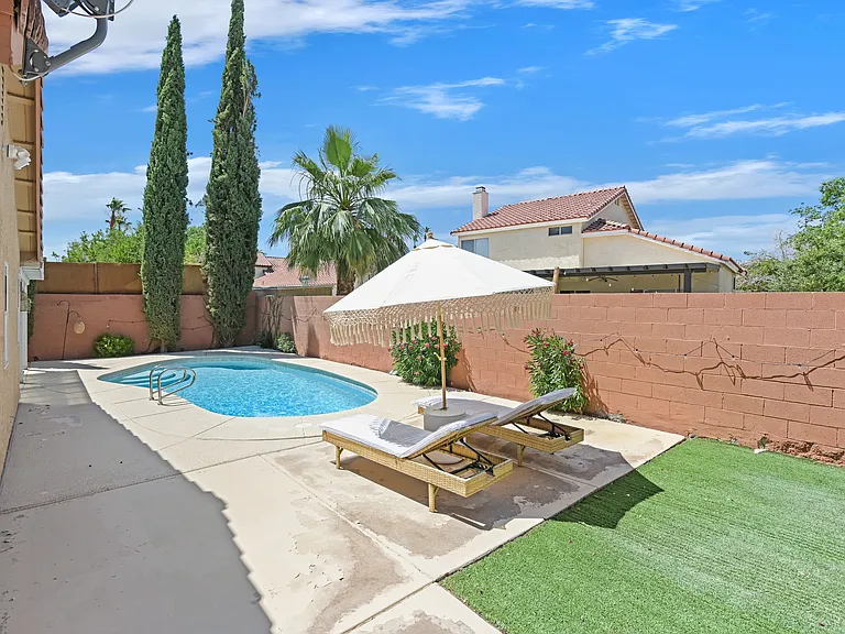 572 Macbrey Dr — Photo 28