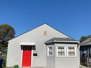 1334 E 15th Ave, Columbus, OH 43211