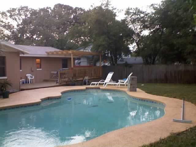 2nd image of 945 Jorick Ct W