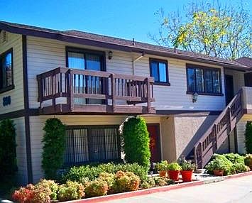1st image of 800 E Route 66 APT 23