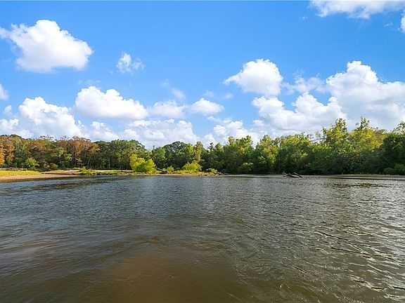3rd image of 58 The Banks Dr #16