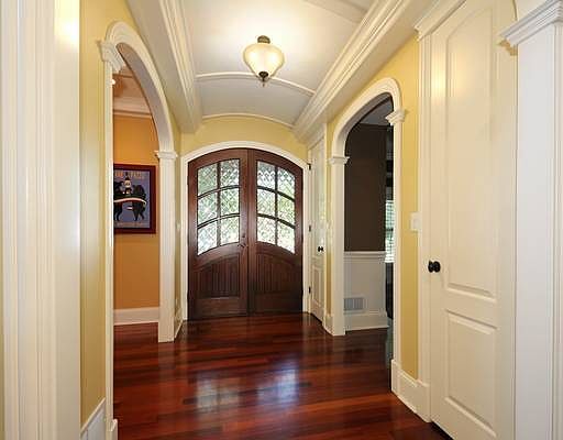 3rd image of 4141 Linden Ave