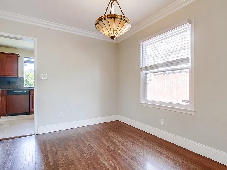 4462 Arch St — Photo 13