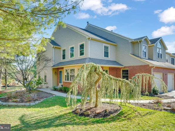 296 Conway Cir, Lower Gwynedd, PA 19002