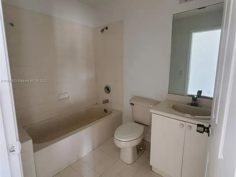 2742 SE 16th Ave #165 — Photo 25