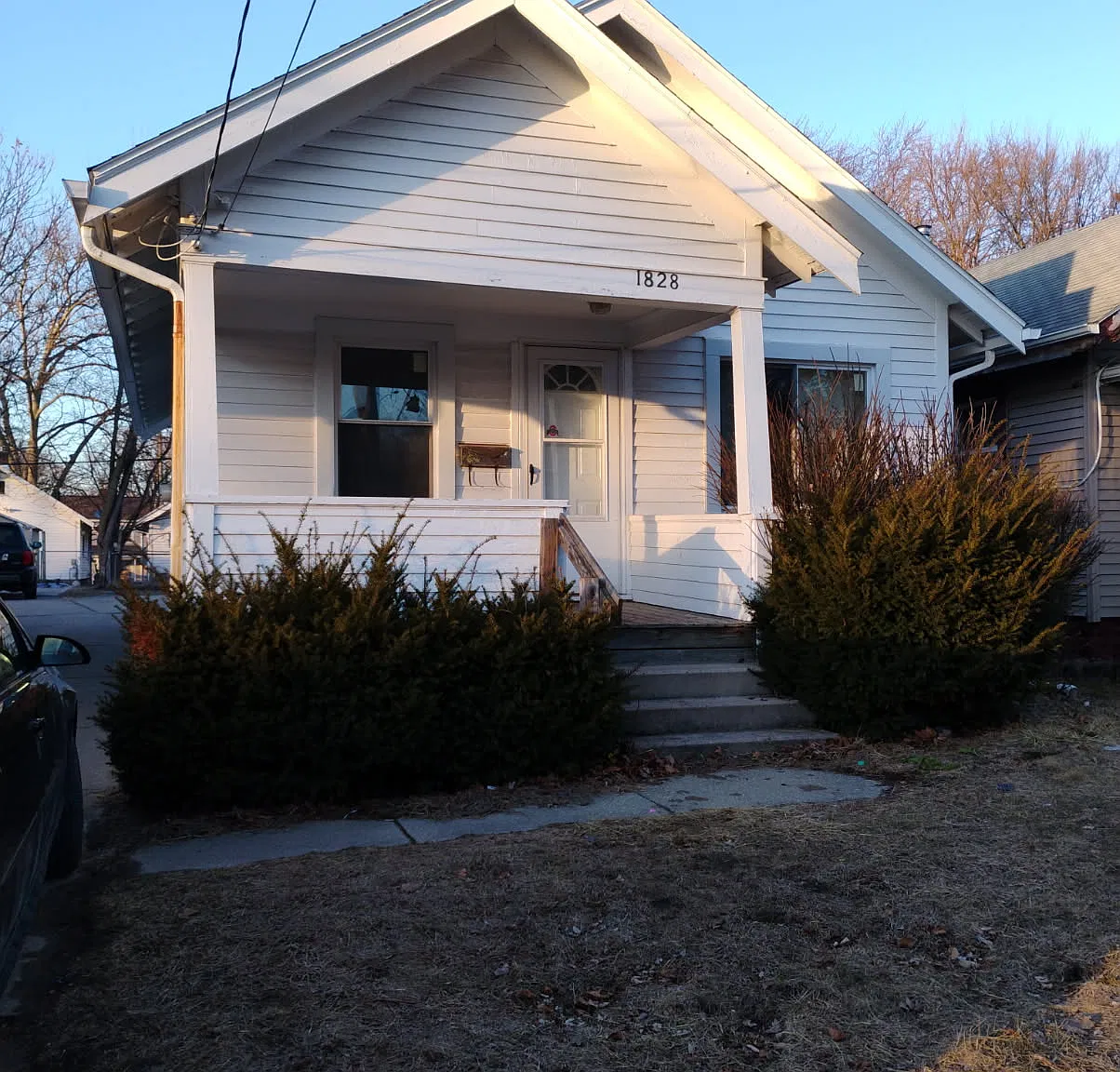 2 bed, 824 sqft, $1,075 — Photo 1
