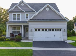 25 Pamela Ln, Saratoga Springs, NY 12866