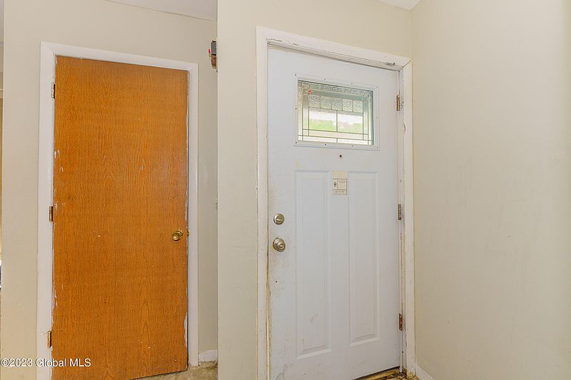2nd image of 282 2nd Street