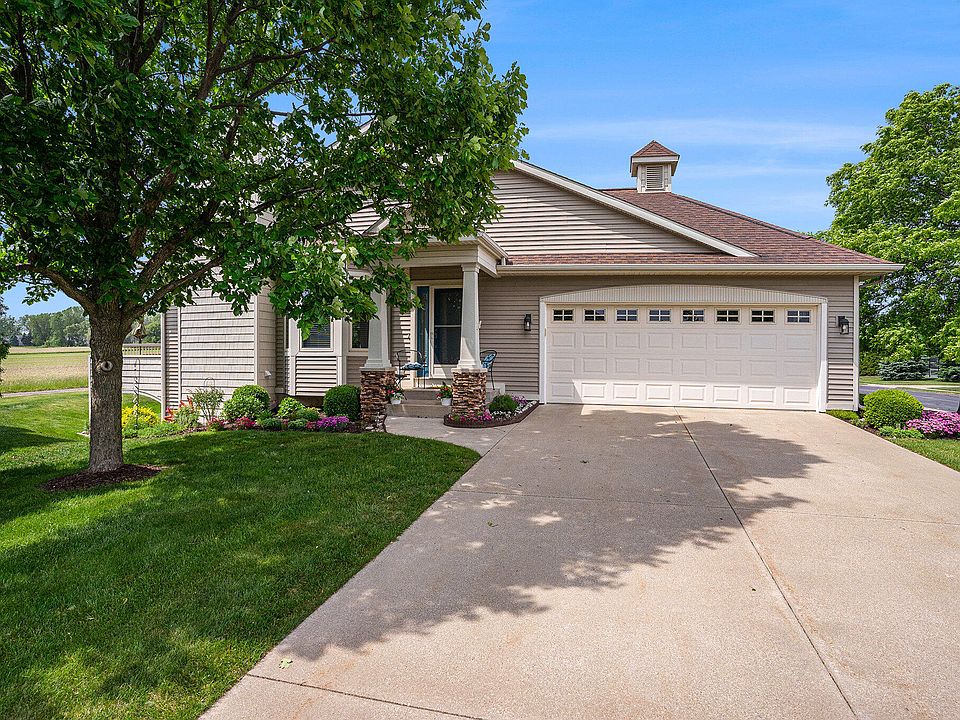 1st image of 1300 Saint Andrews Dr