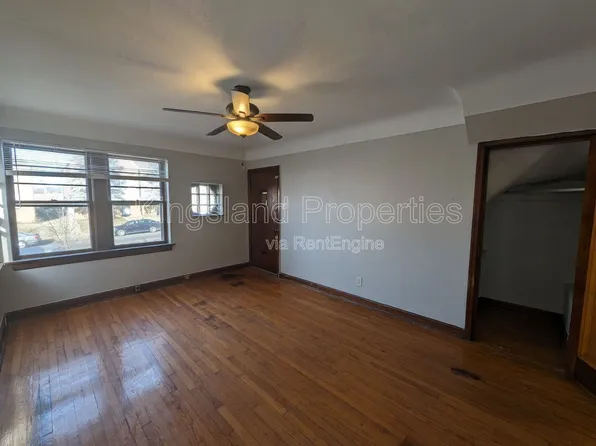 3910 Chippewa St #1F, Saint Louis, MO 63116