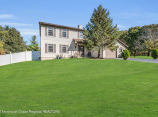 15 Hemlock Hill Rd, Jackson, NJ 08527