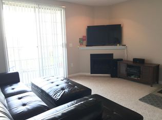 2403 Ventana Dr, Coraopolis, PA 15108