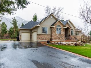 281 S Florence Cir, Fruit Heights, UT 84037