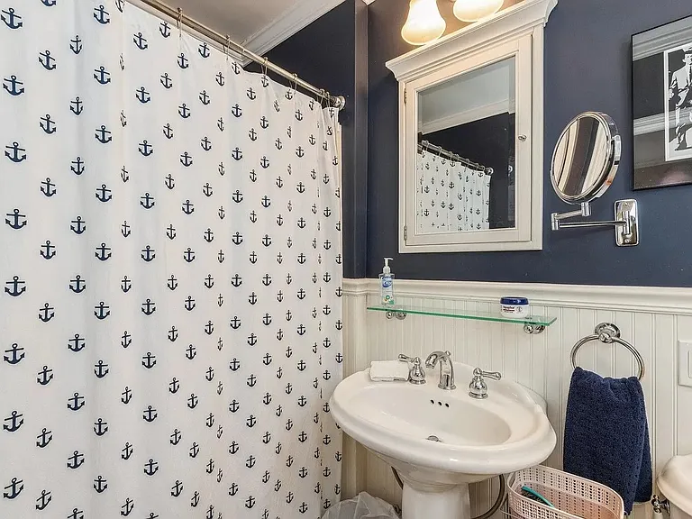 181 Madison St #1B — Photo 6