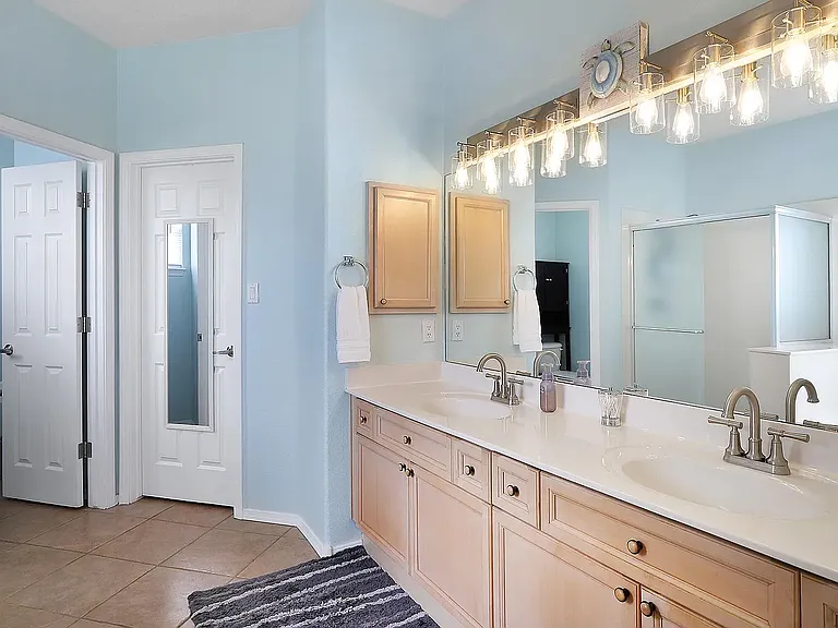 6616 Freemont Hills Loop NE — Photo 11