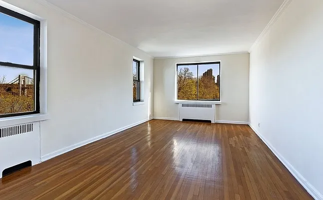 Sold by Compass | media 1