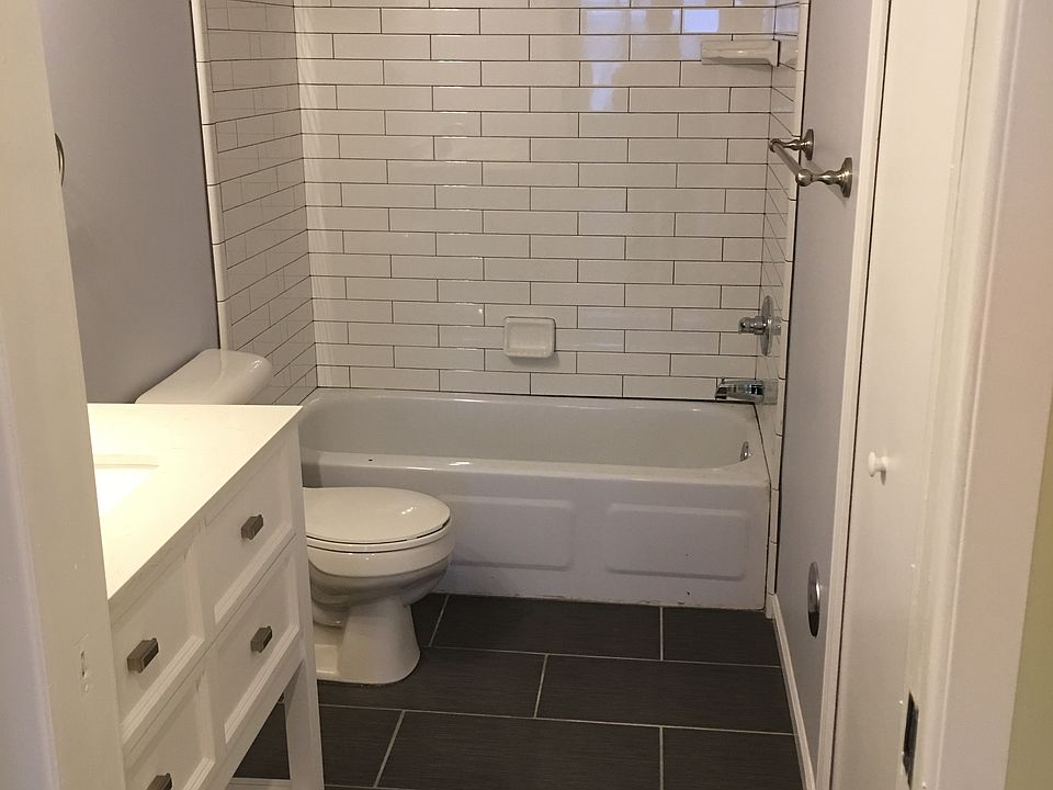 2nd image of 1936 Klingensmith Rd Unit 52