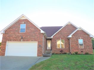 144 Gallant Ct, Clarksville, TN 37043