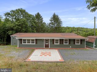 100 Stillwater Ln, Berkeley Springs, WV 25411