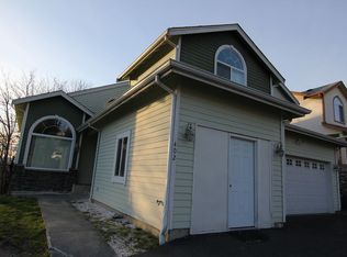 402 S 33rd Pl, Renton, WA 98055