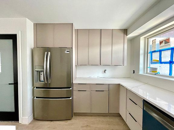 3rd image of 2601 E Boston Ave #1F