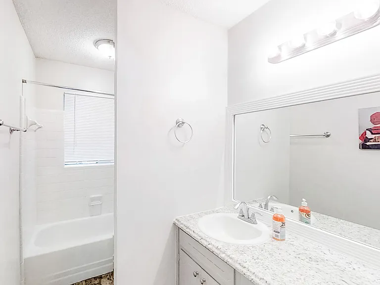 Cedar Ridge Trl — Photo 4